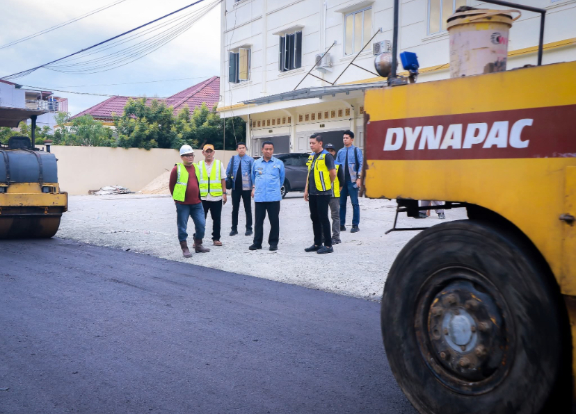 Jelang Lebaran, Pemko Pekanbaru Mulai Perbaikan Jalan dengan Metode Overlay di Sejumlah Ruas Strategis