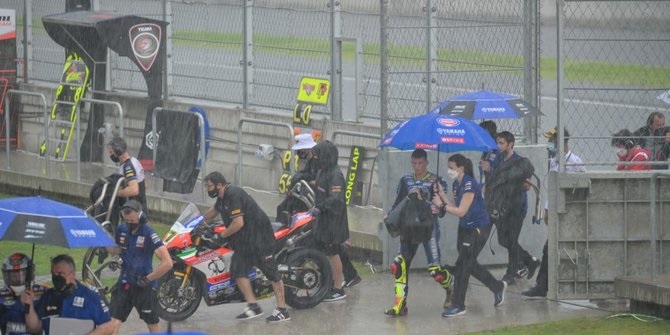 Jurus Pemerintah Tangkal Hujan saat MotoGP Mandalika