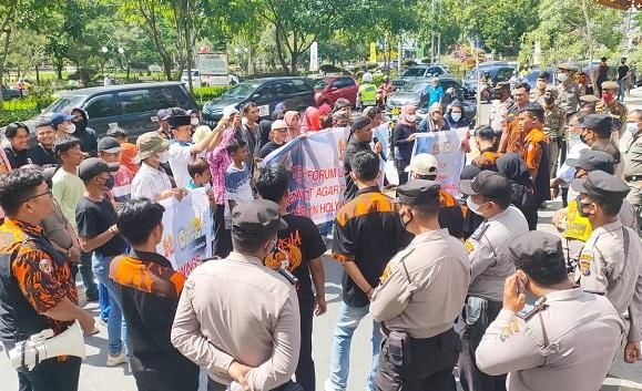Forum Umat Pekanbaru dan Sapma PP Desak Pj Walikota Tutup Holywings Pekanbaru