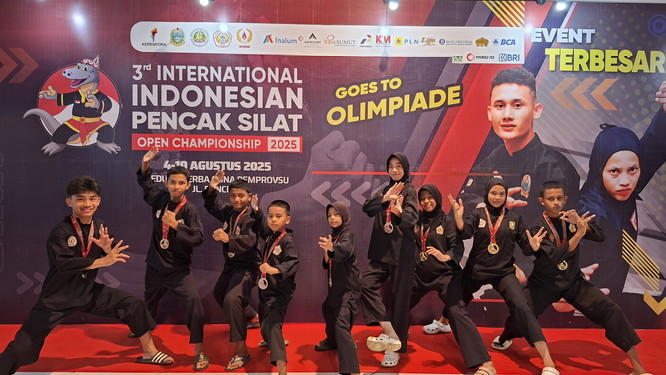 PS Sinkay Pelalawan Raih 5 Emas di Indonesia Pencak Silat Open Championship 2025