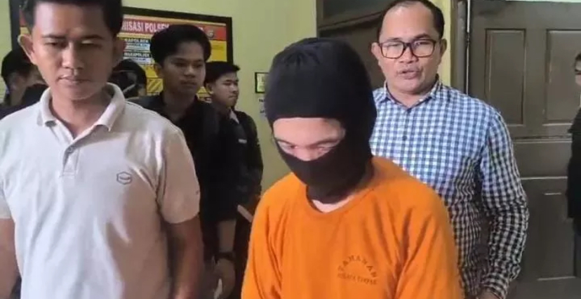 Polisi Tahan Tersangka Pembacokan Mahasiswi Universitas Islam Negeri Sultan Syarif Kasim Riau, Korban Dirawat Intensif