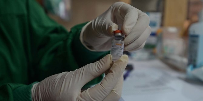Banyak Daerah Menunggu Kiriman, Anggota DPR Pertanyakan Jumlah Stok Vaksin Covid-19