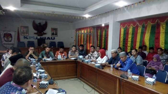 Andi-Yatno dan Syamsuar-Edy Akan Mendaftar di Hari Pertama ke KPU Riau