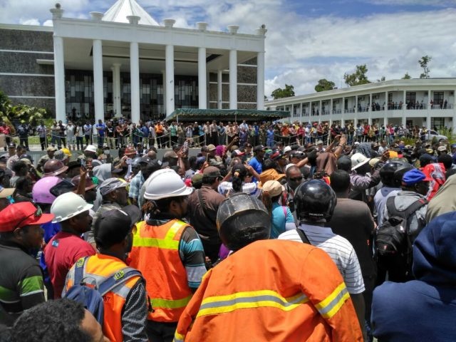 Freeport Akan PHK Ribuan Karyawannya, Menteri Hanif Terbang ke Papua