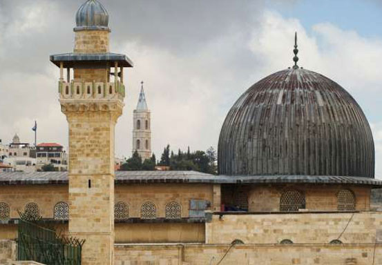 230 Orang Yahudi Gelar Perayaan di Masjid Al Aqsa