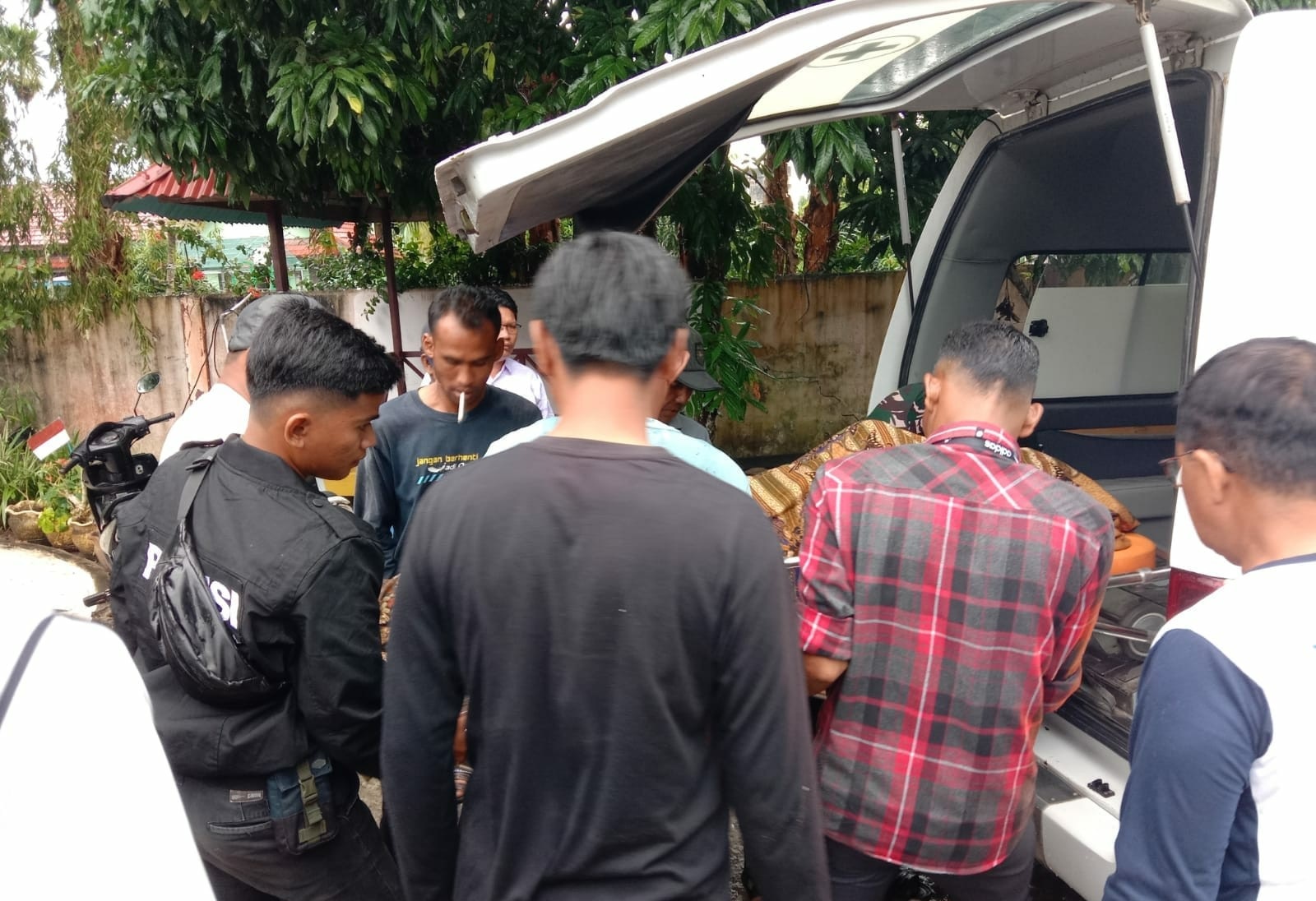 Jenguk Anak KKN, Hakim Tewas Disambar Petir Bersama Putrinya