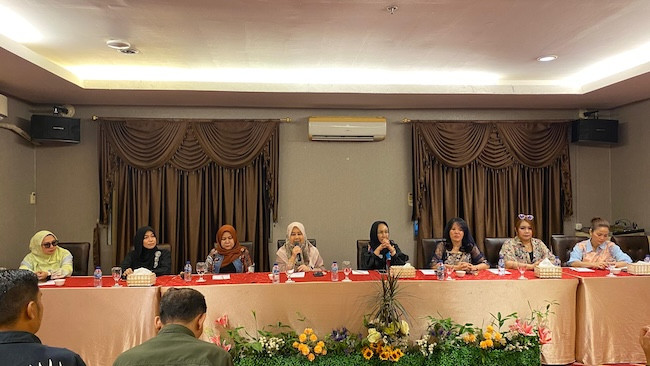 60 Desainer Ikut Meriahkan International Riau Fashion Week 2025 di Pekanbaru