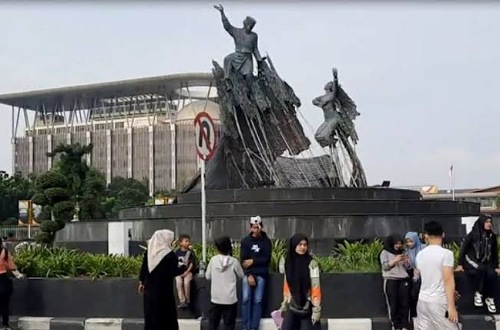 Tugu Zapin Pekanbaru Dikaji untuk Dipindahkan atau Diganti, Ini Alasan Pemprov Riau