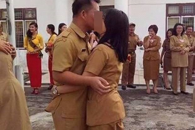 Memalukan! ASN di Nias Ciuman Massal