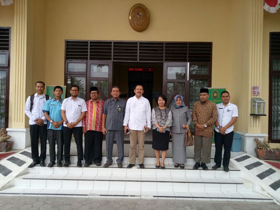 Ketua PTUN Dukung Tugas KI Riau  Wujudkan Open Government