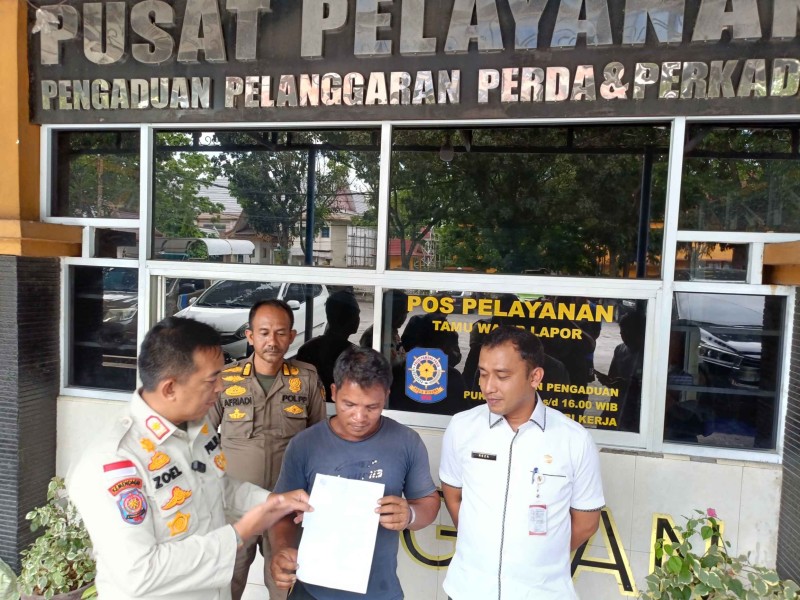 Angkut Sampah Tanpa Izin, Pengemudi Truk Mandiri Kena Sanksi DLHK Pekanbaru