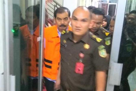 Mantan Kadis PU Sudah Pakai Rompi Tahanan Orange, Mantan Kepala Bapedda Tunggu Giliran