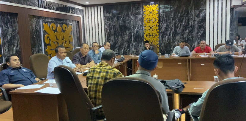 DPRD Pekanbaru RDP dengan Alfamart, Dugaan Pelanggaran Izin Gerai di Muara Fajar Menguat