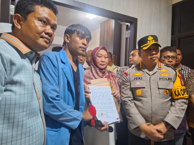 Kesepakatan Bersejarah! Mahasiswa UNRI dan Rektorat Capai Titik Temu Soal UKT