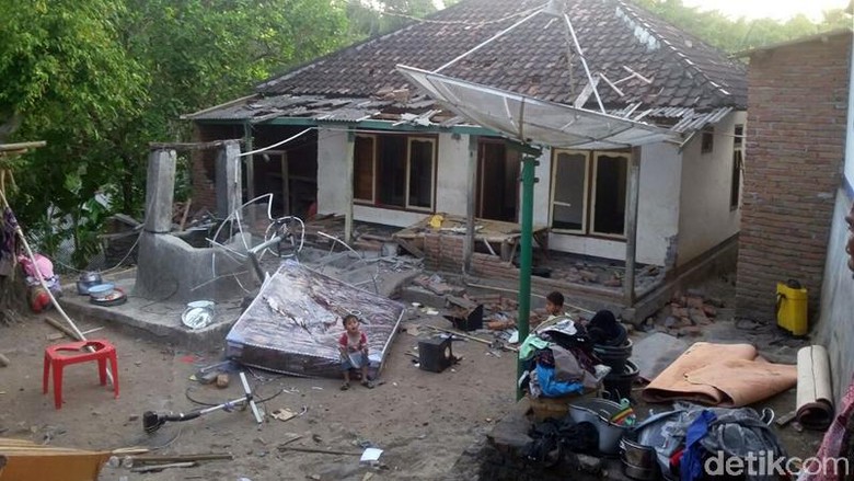 Diserang Warga, Jemaah Ahmadiyah Lari ke Hutan