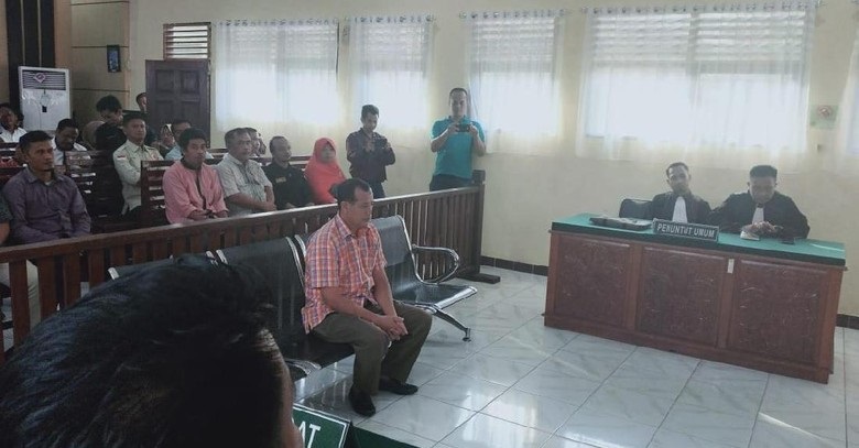 Terima Suap dari Caleg, Anggota Bawaslu di Riau Divonis 4 Bulan Penjara