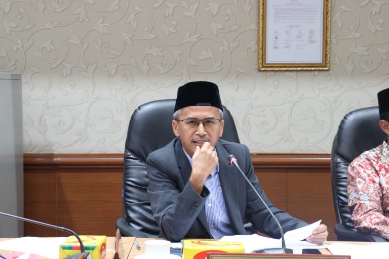 Pengamat Kritik Parkir Liar di Pekanbaru: Jangan Ambil Uang Kalau Tak Ada Pelayanan