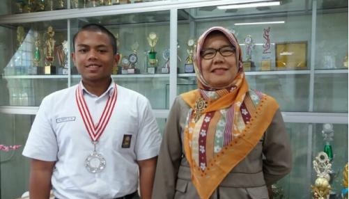 Nilai UN SMA Matematika 100, M Rafif Raih Peringkat Terbaik se-Provinsi Riau
