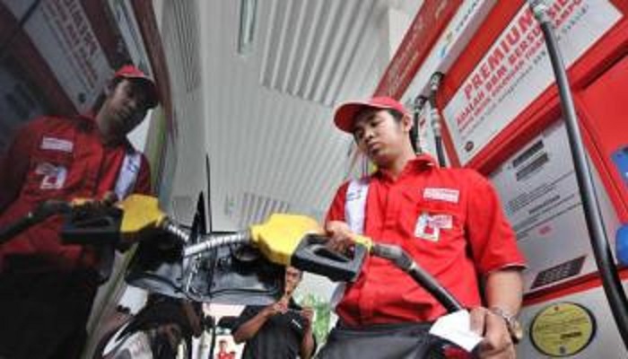 Harga Pertamax, Series, Pertalite, dan Dexlite Naik sebesar Rp 300 per liter.