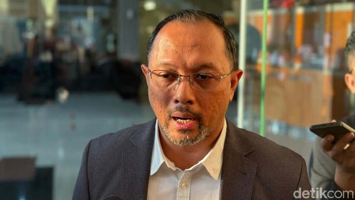 La Nyalla Heran Rumahnya Digeledah, KPK: Penggeledahan Masih Berlangsung