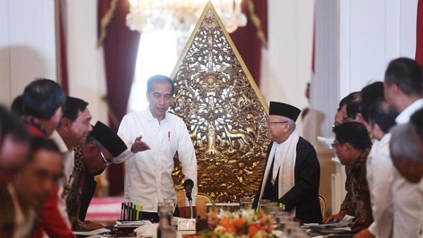 Titah Jokowi di 2019, dari Gaji PNS hingga Iuran BPJS Naik