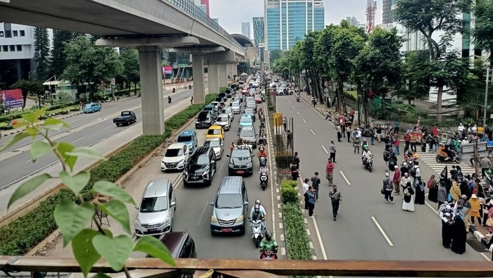 FPI-PA 212 Demo di Kedubes India, Lalin Jalan Rasuna Said Macet
