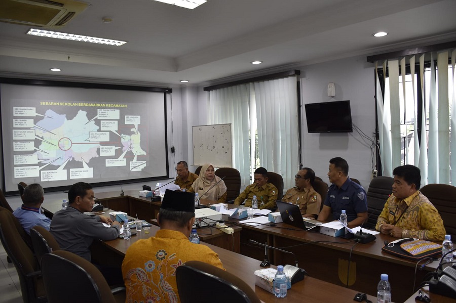 Komisi III DPRD Hearing Dengan Disdik Membahas Soal Pendidikan di Pekanbaru