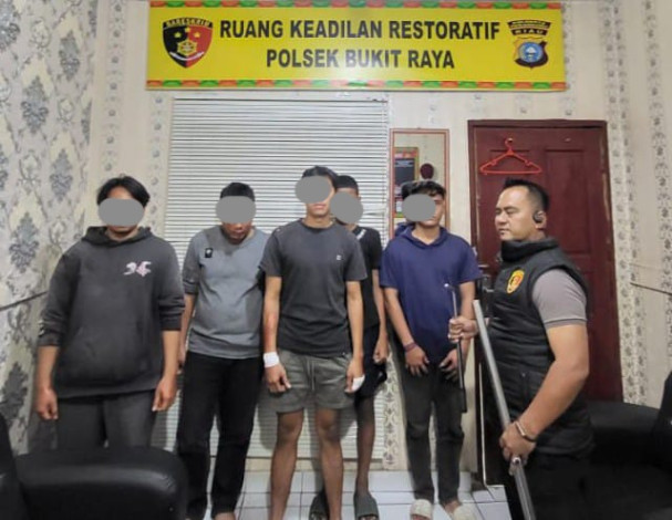 Lima Remaja Diamankan Saat Hendak Tawuran di Jalan Datuk Setia Maharaja Pekanbaru