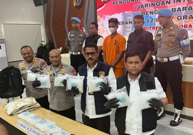 Polda Riau Gagalkan Penyelundupan 12,8 Kg Sabu Jaringan Internasional