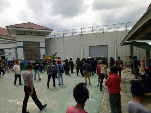 Kasus Sialang Bungkuk Nomor 1 Terbanyak di Dunia Napi Kabur dari Lapas