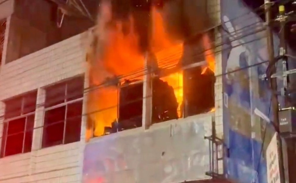 Kebakaran Ruko di Jalan Tuanku Tambusai Pekanbaru, Satu Keluarga Tewas Terpanggang