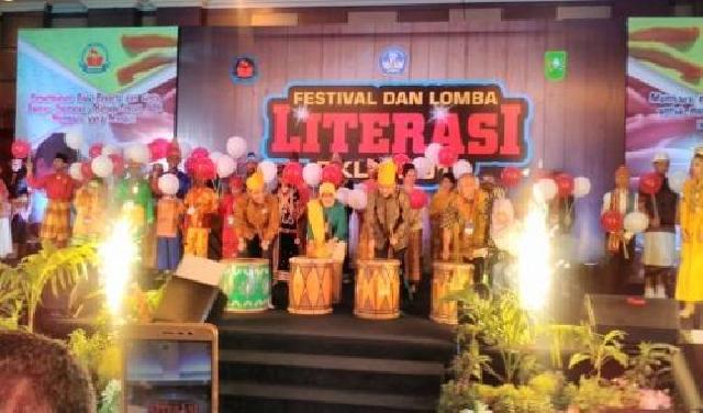 Sekda Prov Buka Festival dan Lomba Literasi PKLK Tingkat Nasional 2017