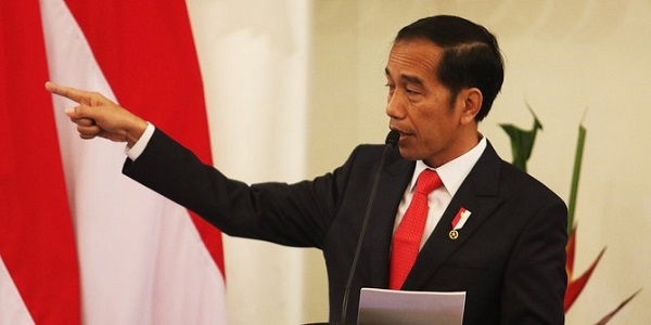 Jokowi Ingin Indonesia Kurangi Impor Obat