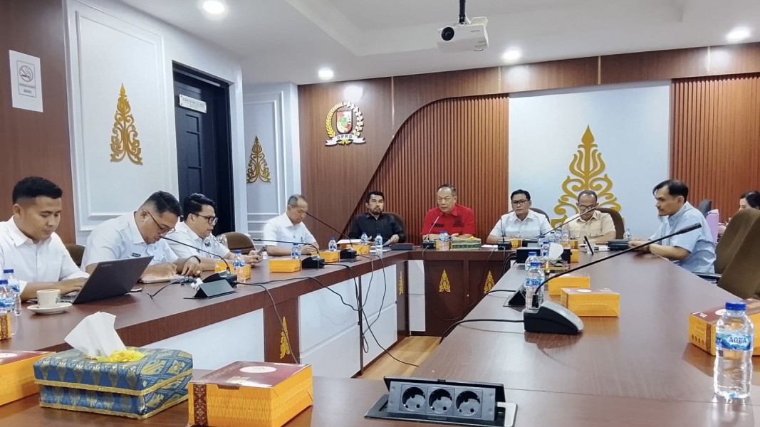 DPRD Pekanbaru Minta Pemko Cabut Surat Edaran, Dorong Perwako Pemilihan RT/RW Sesuai Aturan