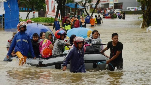 Banjir Sulsel Renggut 68 Nyawa, 6.757 Orang Mengungsi