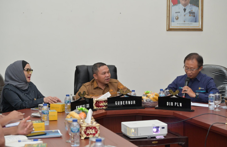 Gubernur Riau Umumkan Proyek Kabel Listrik Bawah Laut ke Pulau Rupat dan Bengkalis