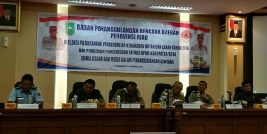 BPBD dan Sejumlah Perusahaan, Dapat Penghargaan dari Pemprov Riau