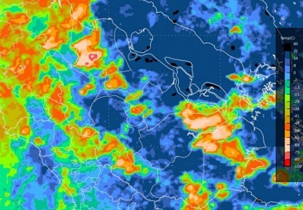 Siang dan Malam Hari Riau Diguyur Hujan