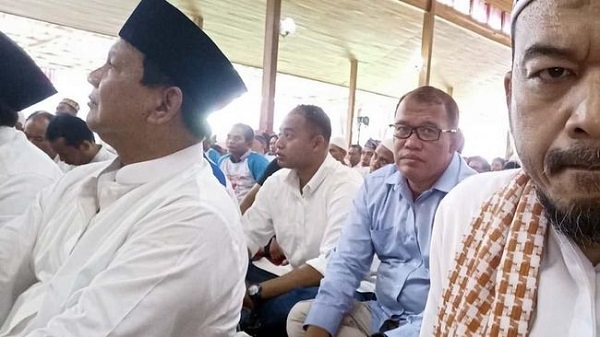 BPN: Prabowo Salat Menghadap Tuhan, Bukan ke Kamera