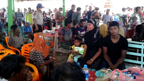 Pemprov Aceh Evakuasi Pengungsi Rohingya yang Terdampar di Bireuen
