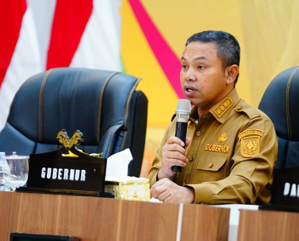 Gubernur Abdul Wahid Targetkan Utang Pemprov Riau Lunas di APBD Perubahan 2025