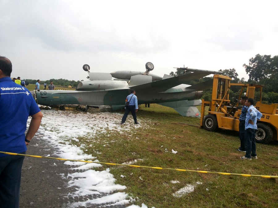 Jet Tempur Lanud Roesmin Nurjadin Tergelincir di SSK II Pekanbaru