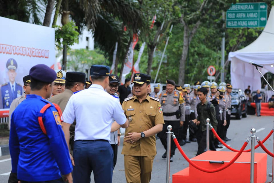 Apel Gelar Pasukan Pengamanan Idulfitri 1445 H di Pekanbaru, Wakil Ketua DPRD: Ribuan Personel Gabungan Siap Jaga Keamanan