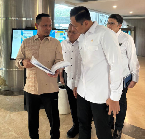 Agung Nugroho Sampaikan Progres Proyek Strategis Nasional Pekanbaru ke Menko AHY
