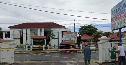 Jemaah Tablig Meninggal: Puluhan Orang Diisolasi, Masjid Digaris Polisi
