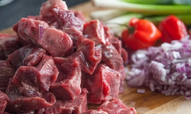 Waspada! Konsumsi Daging Berlebihan Bisa Picu Berbagai Penyakit