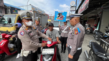 Tak Pakai Helm hingga Sabuk Pengaman, Pelanggar Terjaring Operasi Keselamatan di Pekanbaru