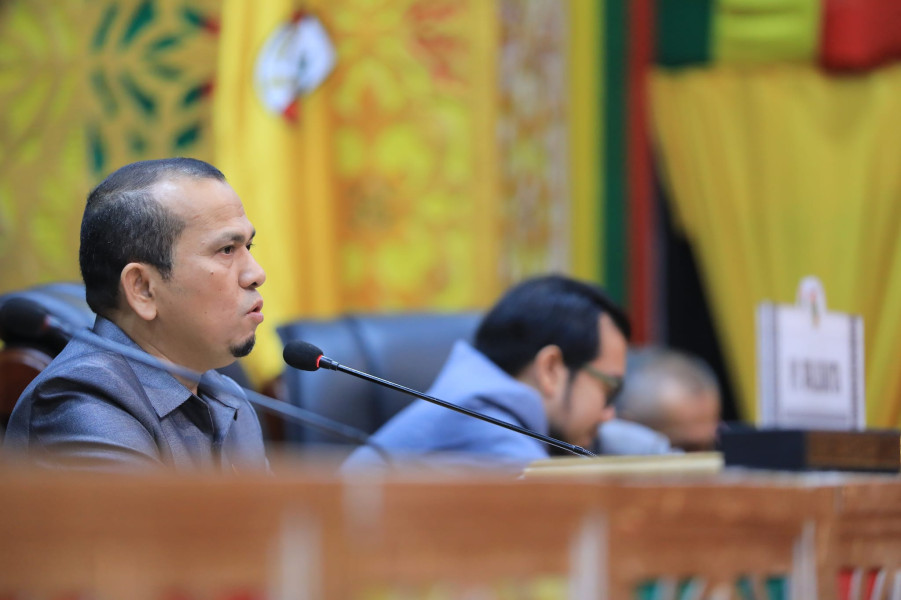 M. Sabarudi Pimpin Paripurna Jawaban Pemko Pekanbaru: PAD, Infrastruktur, dan Program Prioritas Diprioritaskan