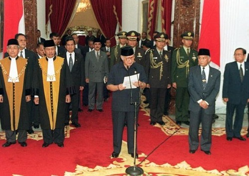 Negara versus Yayasan Supersemar: Mengapa 'berlarut-larut' hingga 20 tahun?