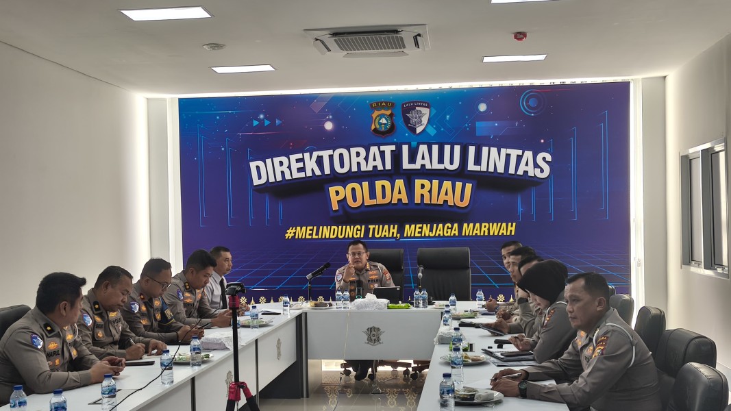 Rapat Anev Ditlantas Polda Riau Bahas Langkah Strategis Atasi ODOL